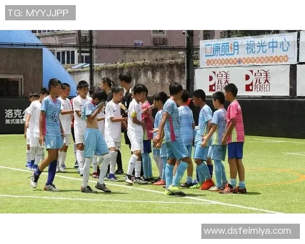 同班同学的足球明星们你知道哪些球员曾是同学吗